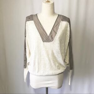 Free People XS ivory knit v neck top w/silk trim